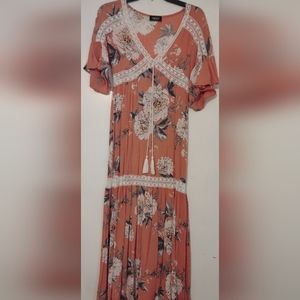 GiGiO spring maxi dress